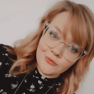 Meet your Posher, Ana